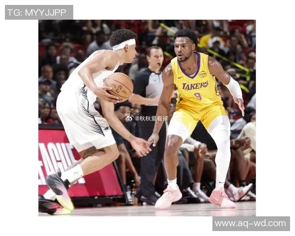 湖人对决鹈鹕第四节精彩回顾与关键时刻分析 湖人对决鹈鹕第四节精彩回顾与关键时刻分析