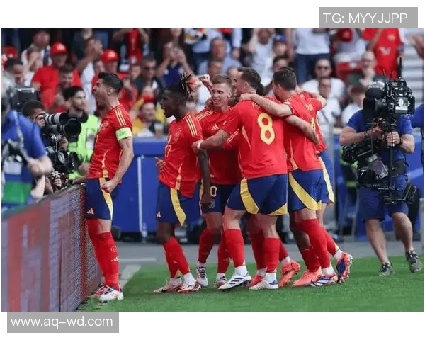 西甲第29轮焦点战巴萨主场迎战同城对手西班牙人争夺荣耀